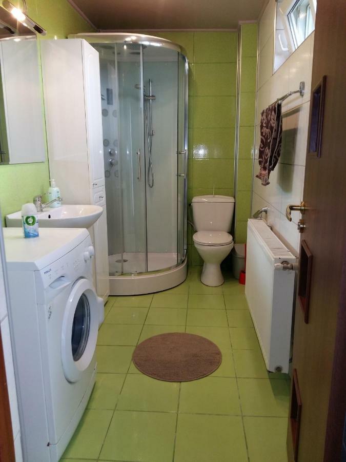 Apartament Laurentiu - Etaj.1 Букурещ Екстериор снимка